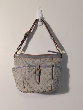 well loved silver monogram canvas shoulder bag with grey and brown trim